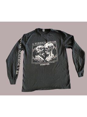 Gildan Mens M Black Graphic Long-Sleeve Shirt "A Foreign Affair" Ultra Cotton